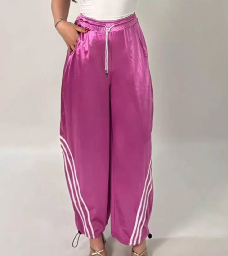 A: Pantaloni Gloss