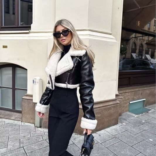 A: GIUBBINO IN SEMIPELLE CON PELLICCIA